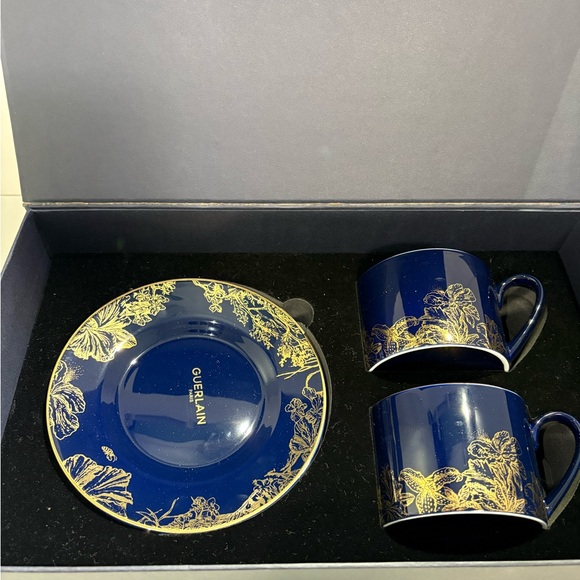 GUERLAIN Other - GUERLAIN Gift Porcelain Cups with Saucer Set